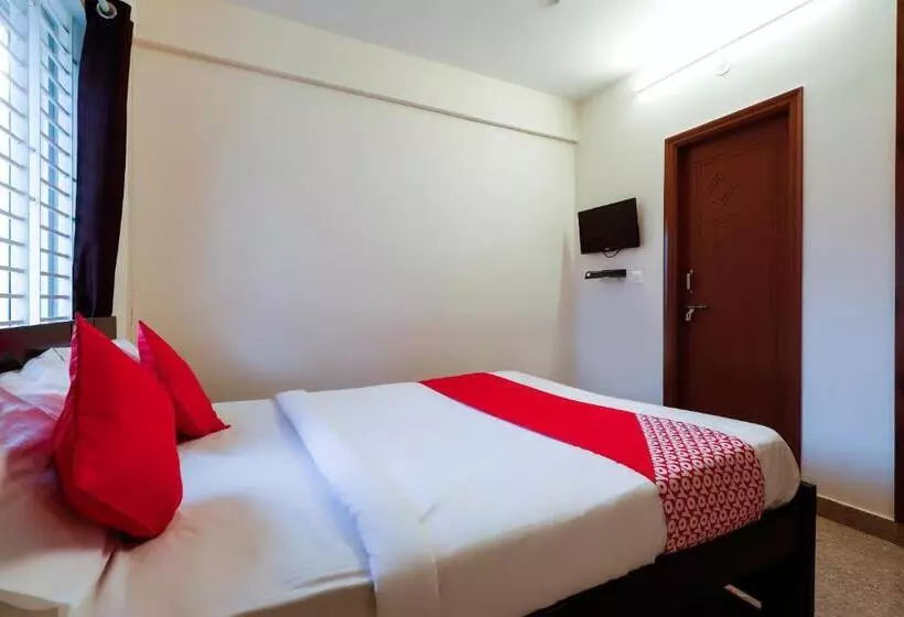 ホテル Gn Collection O Near Rajajinagar Industrial Estate