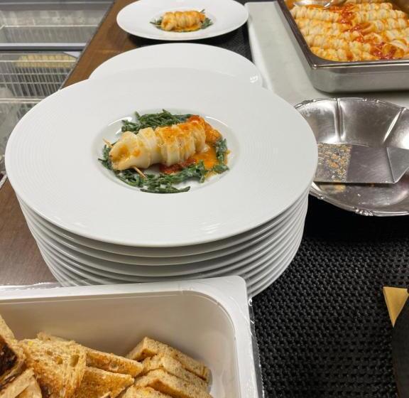 هتل Ristorante Mariuccia Varese