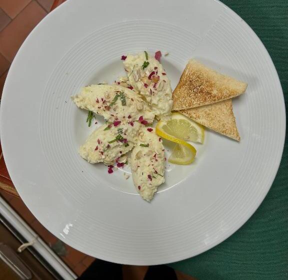 هتل Ristorante Mariuccia Varese