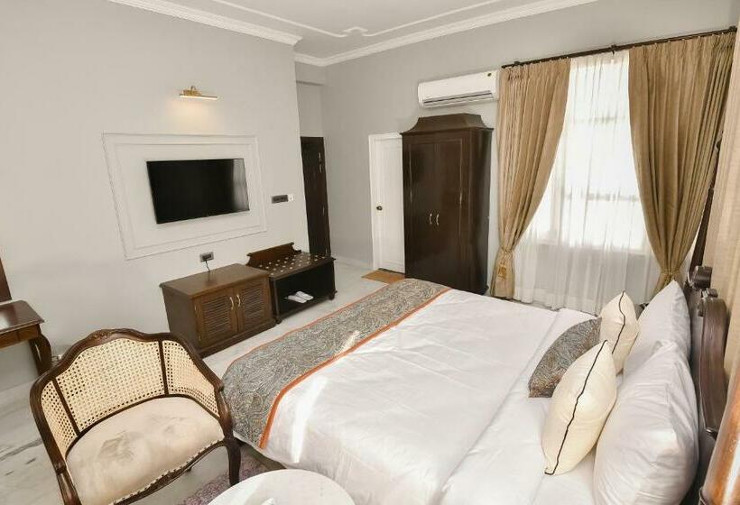 Hotel The Tiger Villa