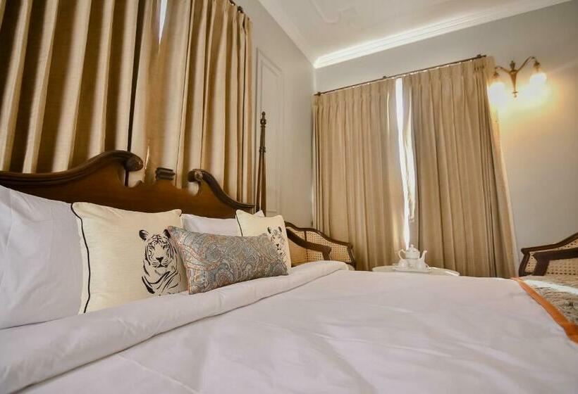 Hotel The Tiger Villa