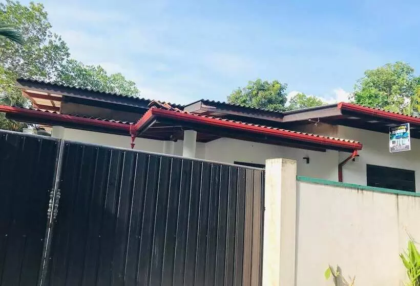 ペンション Asha Villa Weligama