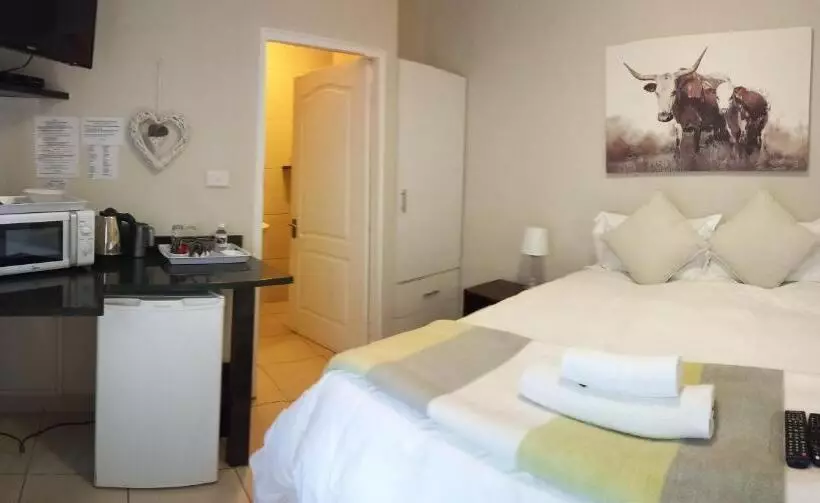 Majatalo Country Lane Guesthouse