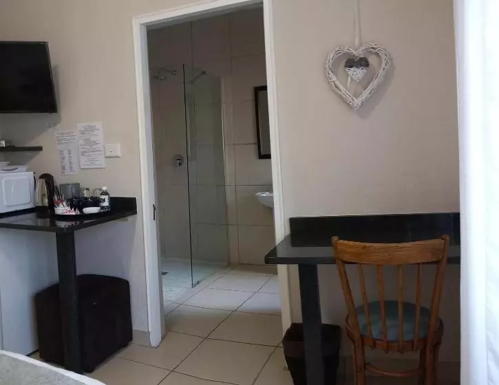 Majatalo Country Lane Guesthouse