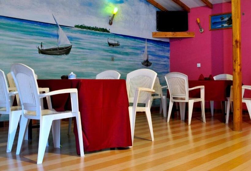 پانسیون Holiday Cottage Thoddoo, Maldives