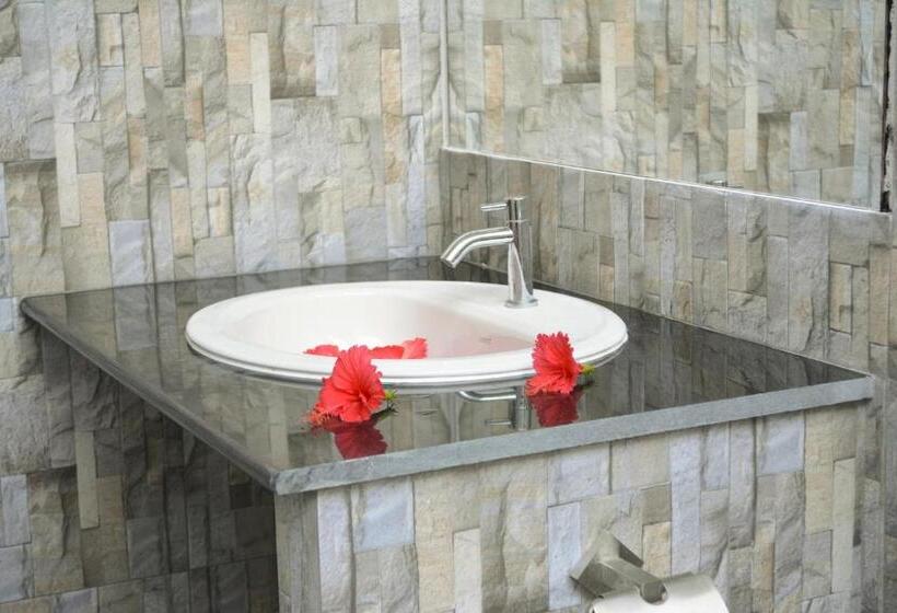 پانسیون Holiday Cottage Thoddoo, Maldives