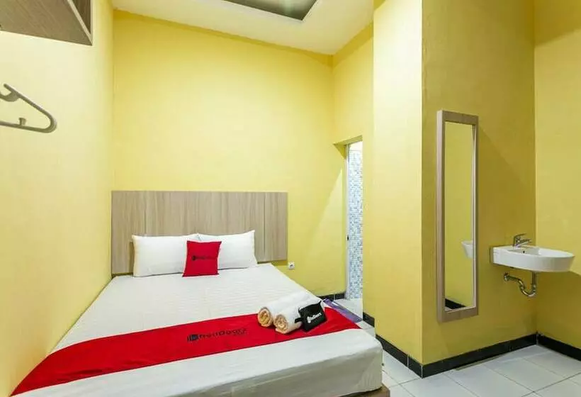 Majatalo Reddoorz Near Puro Mangkunegaran