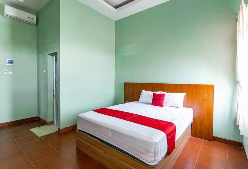 Majatalo Reddoorz Near Puro Mangkunegaran