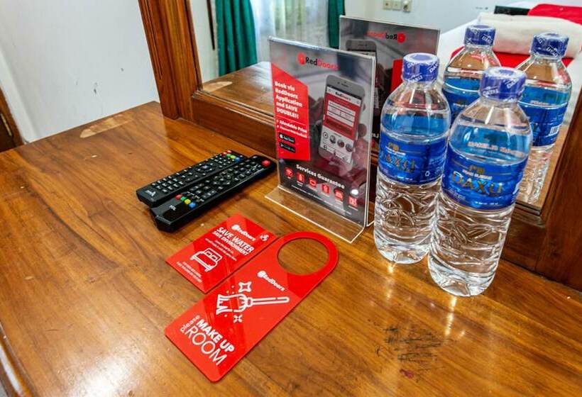 بنسيون Reddoorz Plus Near Taman Sari 2