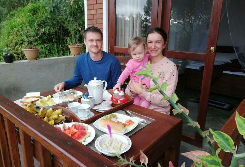 פנסיון Solace Resort Ella