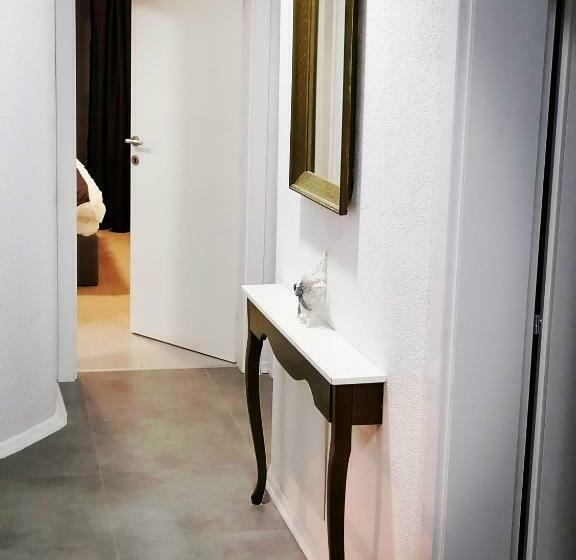 پانسیون Villa Manteo