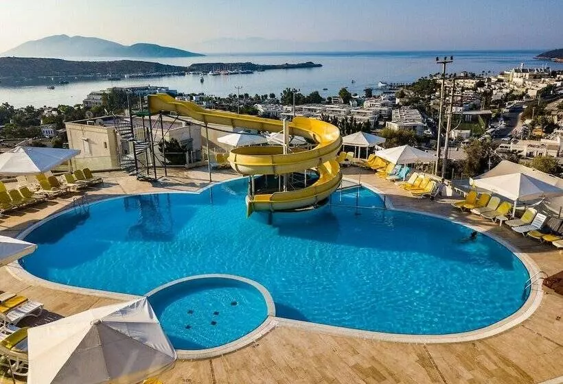 استراحتگاه Afytos Bodrum