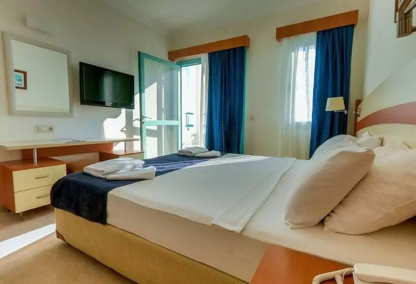 استراحتگاه Afytos Bodrum