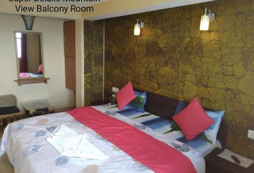 Hotel The Journey S  Everest Glory