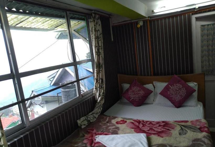 Hotel The Journey S  Everest Glory