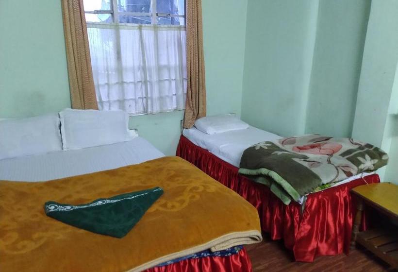 Hotel The Journey S  Everest Glory