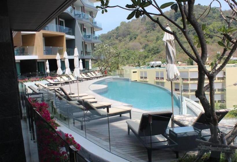 Joy Phucket Absolute Twin Sands Resort