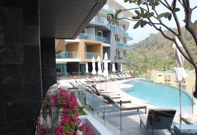 Joy Phucket Absolute Twin Sands Resort