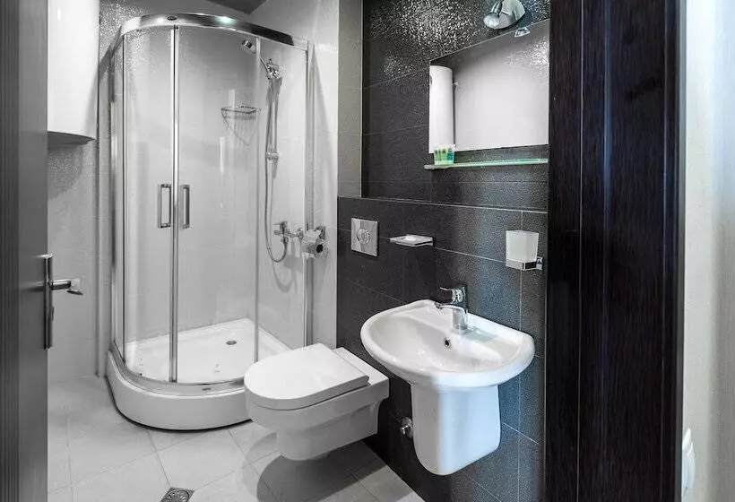 Orbi Plaza Hotel Official