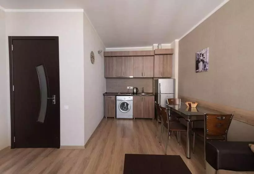 Orbi Plaza Hotel Official