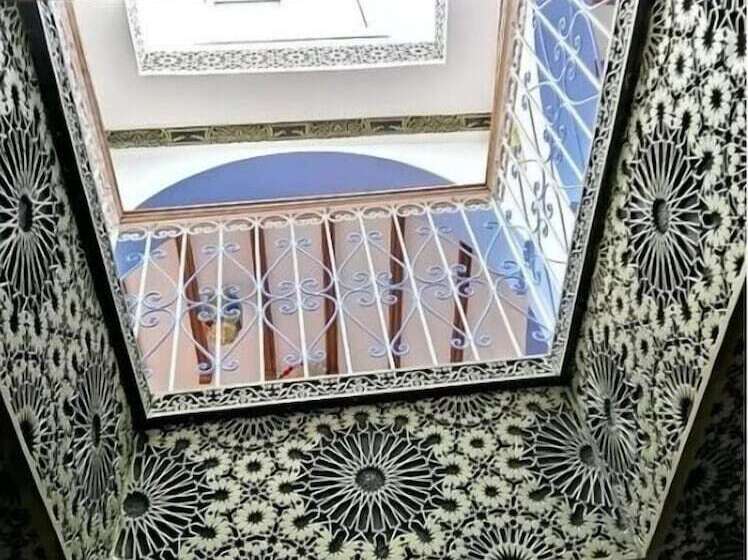 پانسیون Casa El Haouta