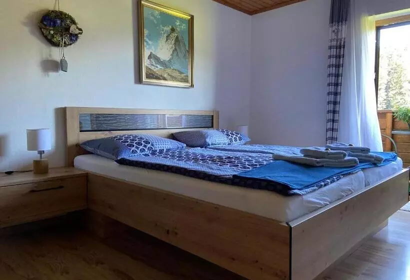 ペンション Haus Sperleiten