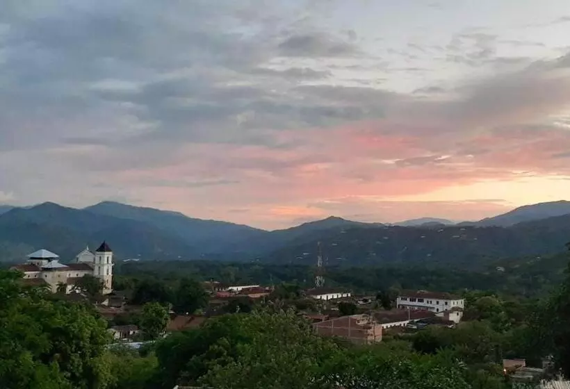 ペンション Hostal Finca Palermo