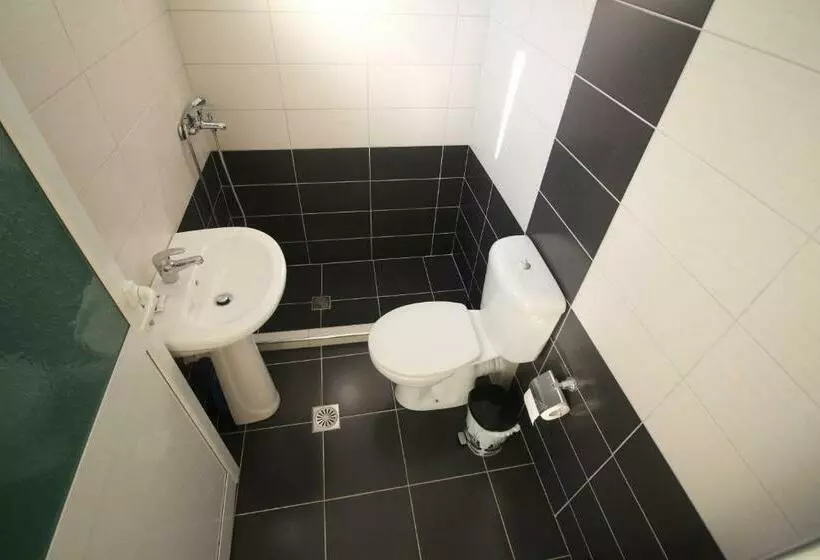 پانسیون Keivi Guesthouse