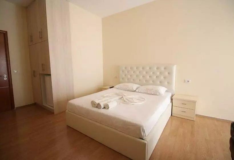 پانسیون Keivi Guesthouse