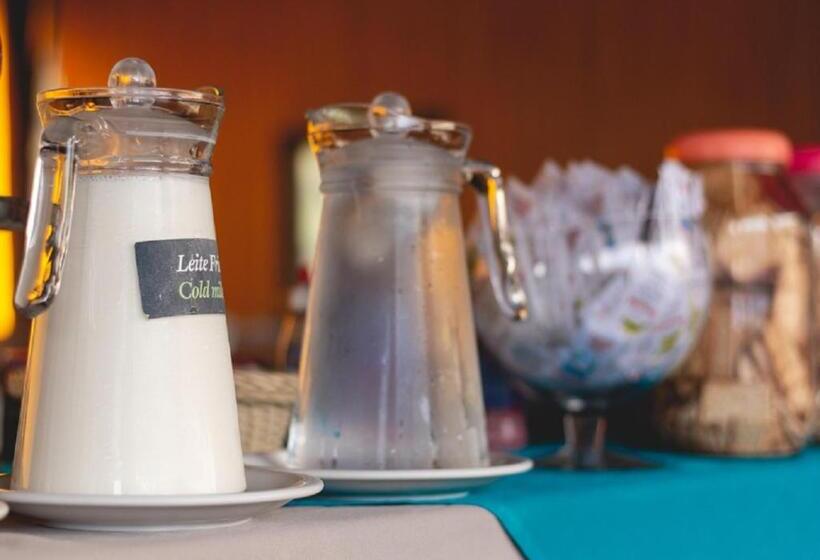 پانسیون Lonier Nature Inn