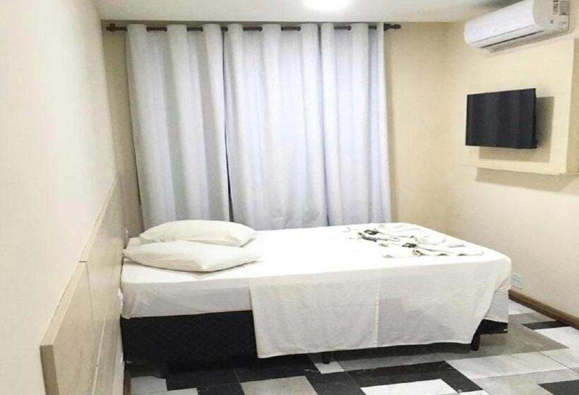 پانسیون Lonier Nature Inn