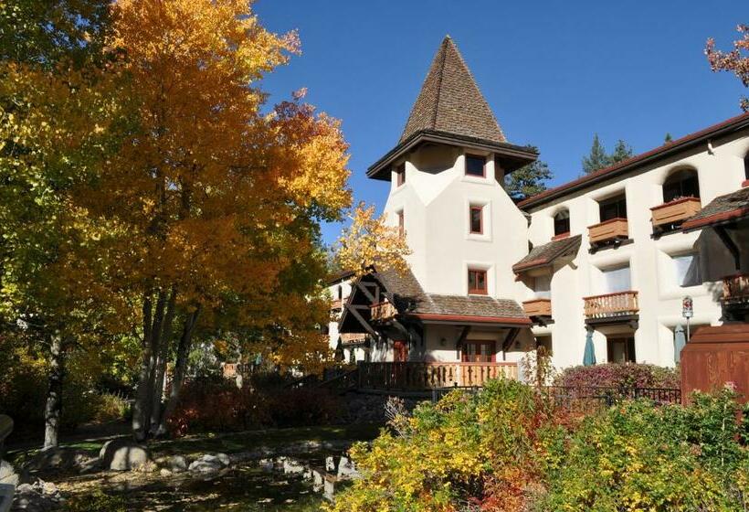 استراحتگاه Olympic Village Inn Olympic Valley