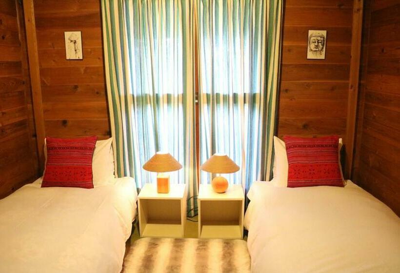 Albergue First Tracks Madarao