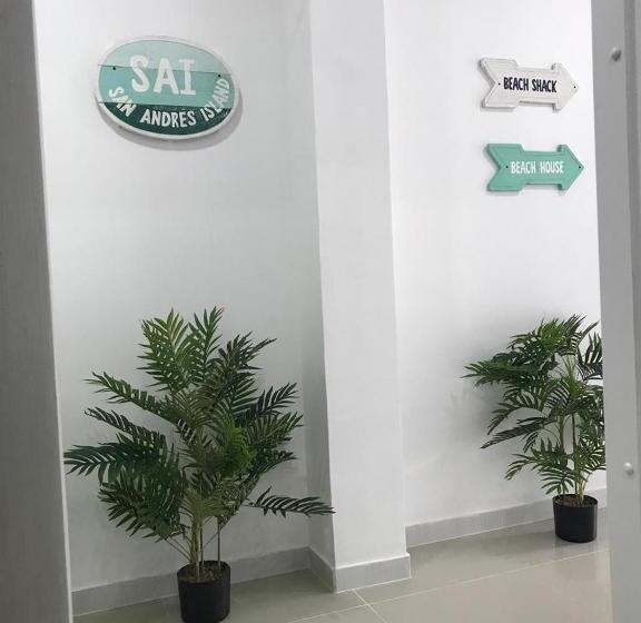 هاستل Tropical Breeze Aeropuerto