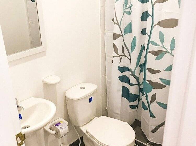 هاستل Tropical Breeze Aeropuerto