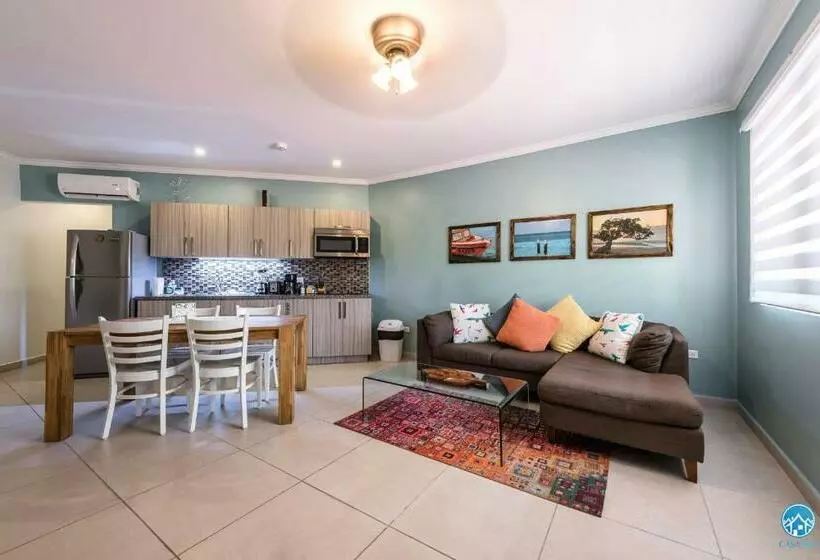 Aruba Condo The Pearl   At Eagle Beach   Minute Walk!