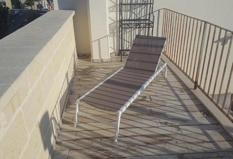 住宿加早餐  Attico 72