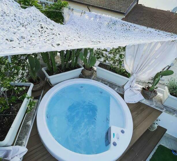 تختخواب و صبحانه San Michele Luxury Rooms