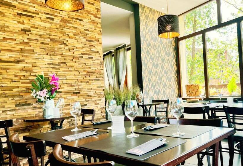 호텔 Au Sommet De La Cascade