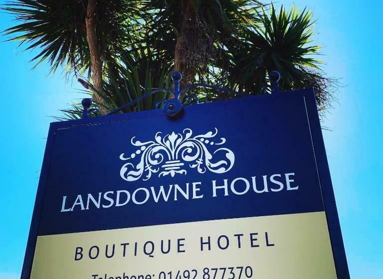 Отель Lansdowne House With Private Car Park