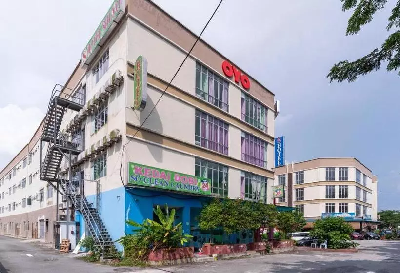 ホテル Oyo 1172  Shlyo