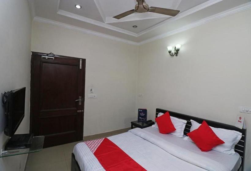 Hotel Oyo 19483  Abinashi