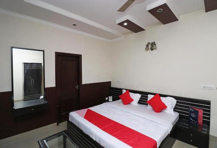 Hotel Oyo 19483  Abinashi