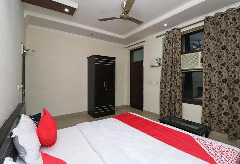 Hotel Oyo 19483  Abinashi