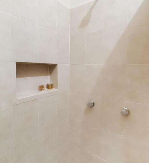 ホテル Yumkiin   Cerca Del Ferry Y Terminal Ado