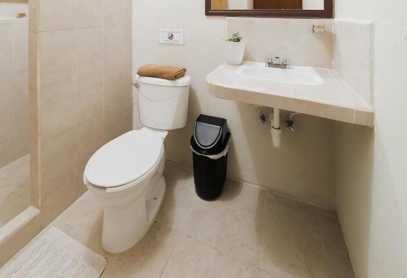 ホテル Yumkiin   Cerca Del Ferry Y Terminal Ado