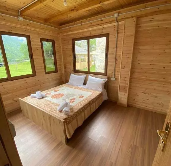 Majatalo Bujtina Terthorja