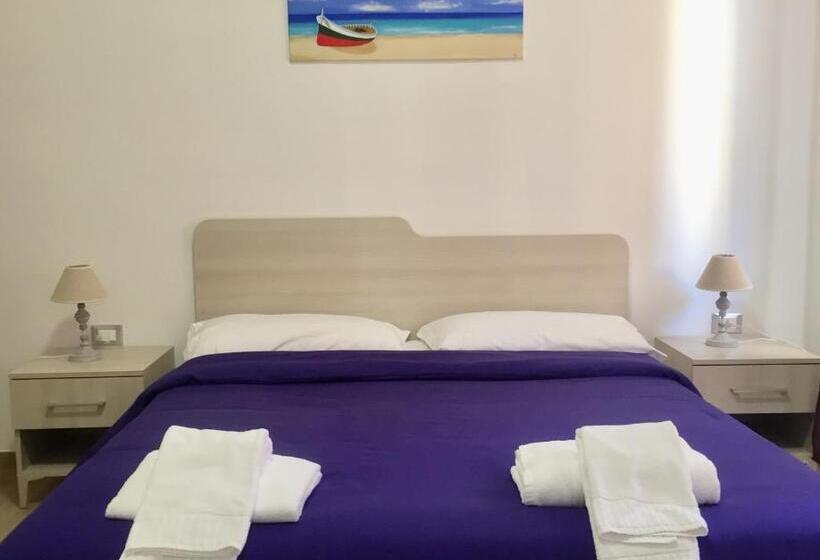 ベッドアンドブレックファースト Il Viaggiatore Via Rimini Serapo