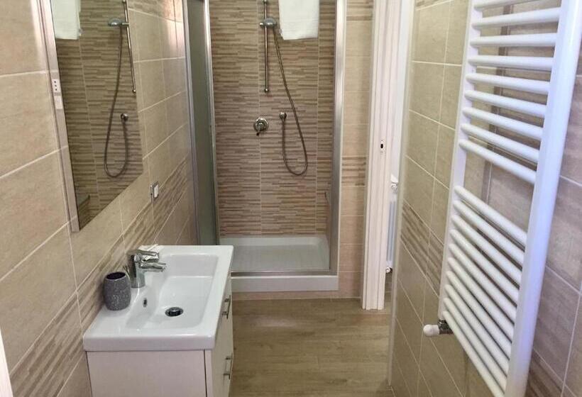 ベッドアンドブレックファースト Il Viaggiatore Via Rimini Serapo