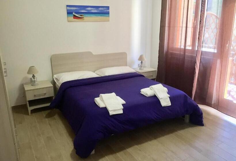 ベッドアンドブレックファースト Il Viaggiatore Via Rimini Serapo